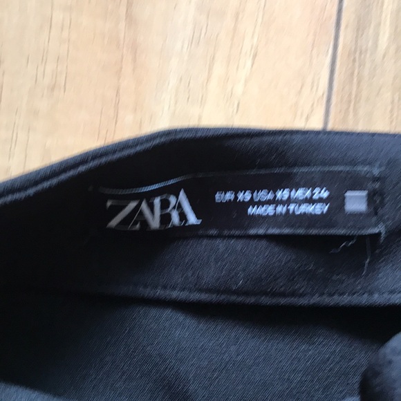 Black Zara skort. Size xs. - Picture 2 of 4